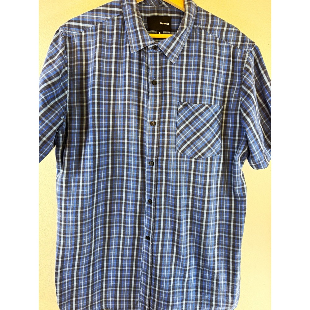 Hurley Mens L Blue Plaid Short Sleeve Button Up Shirt Point Collar Pockets Woven